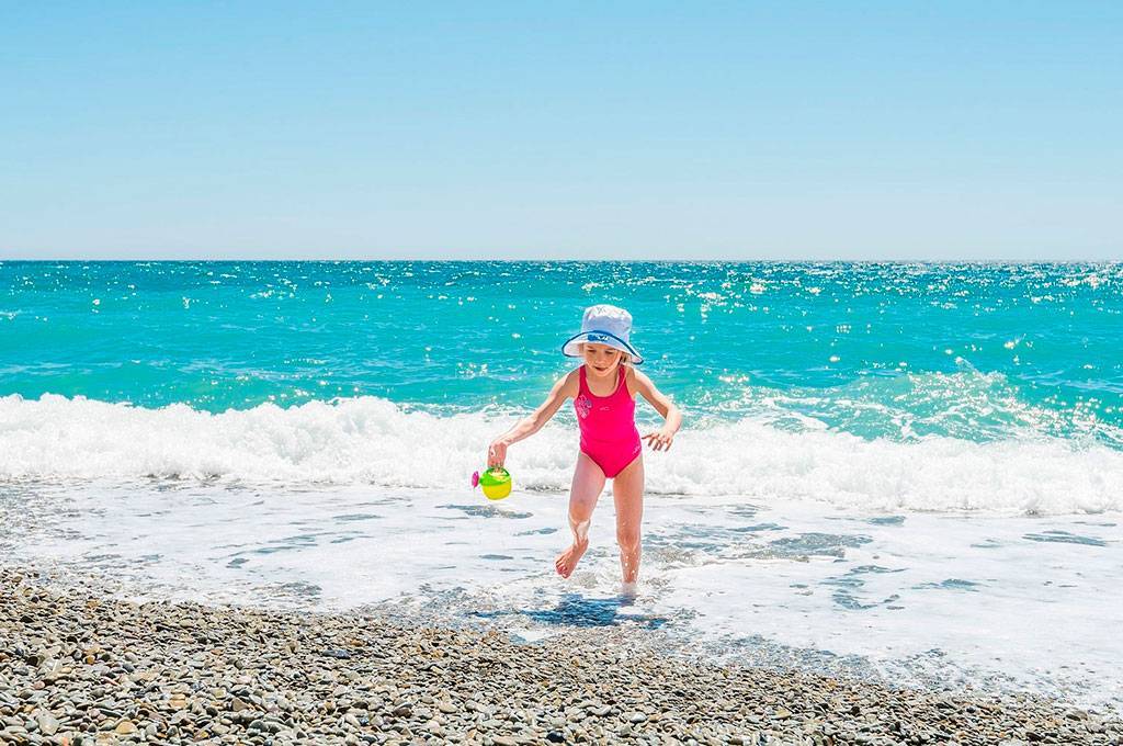Где отдохнуть с детьми на черном море в 2021 году?