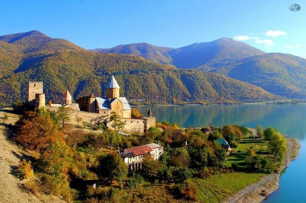 Грузия: топ-10 самых красивых и незабываемых мест страны