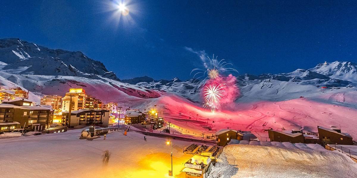 Новый год 2022 на горнолыжном курорте: куда поехать за границу или в россии