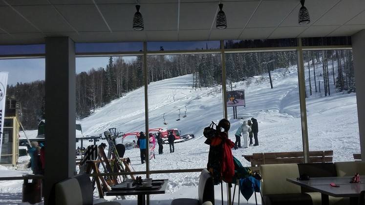​10 лучших горнолыжных курортов урала и сибири. горнолыжный курорт алтай