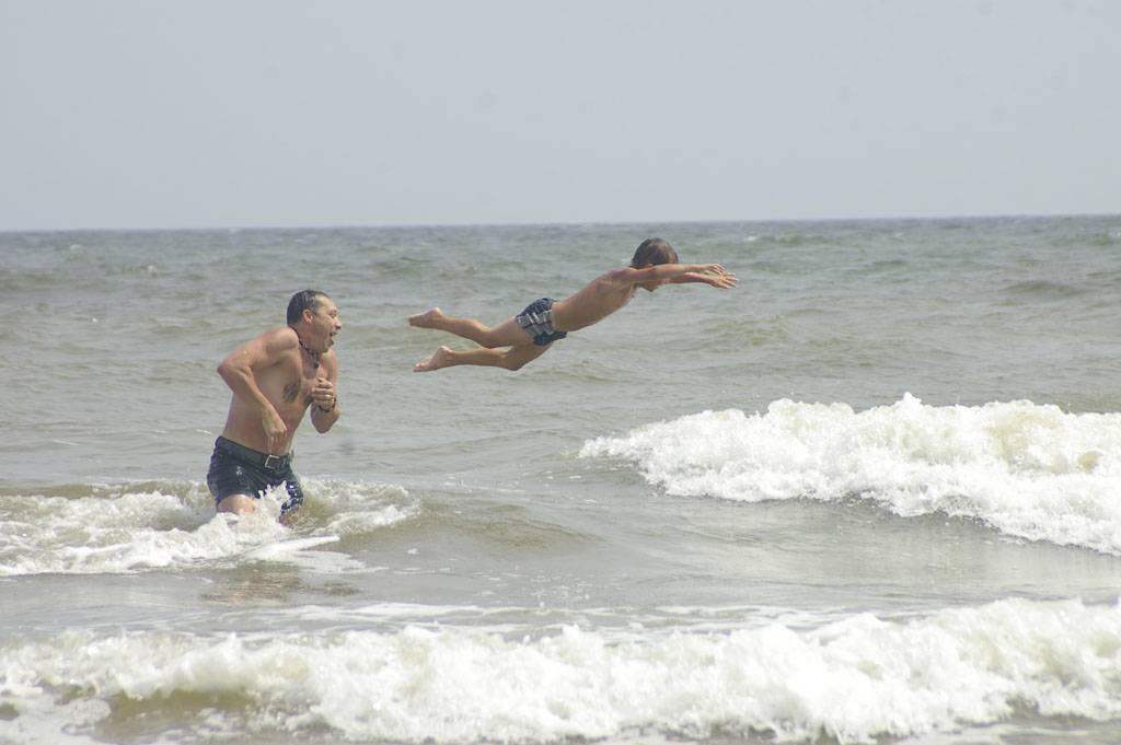 Где лучше отдыхать летом на азовском море с ребенком - ребёнок.ру
 - 14 апреля
 - 43338076375 - медиаплатформа миртесен
