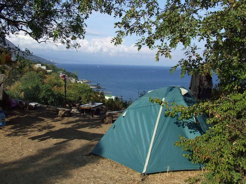 Отдых с палатками на черном море: в кемпингах и дикарями